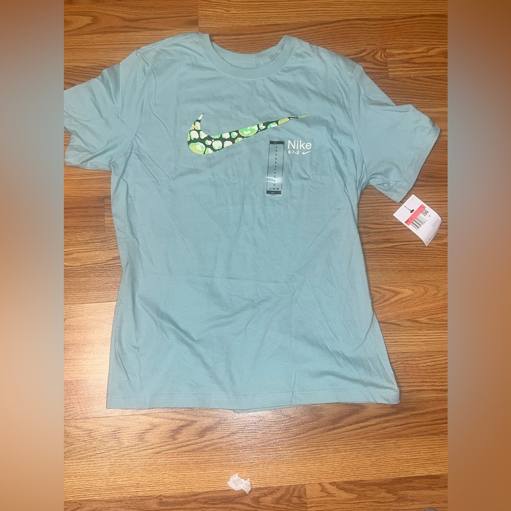 Nike Men's Sportswear Futra Icon T-Shirt Size Large